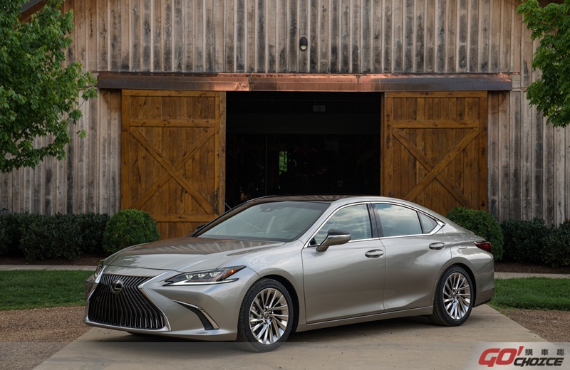 New Lexus ES