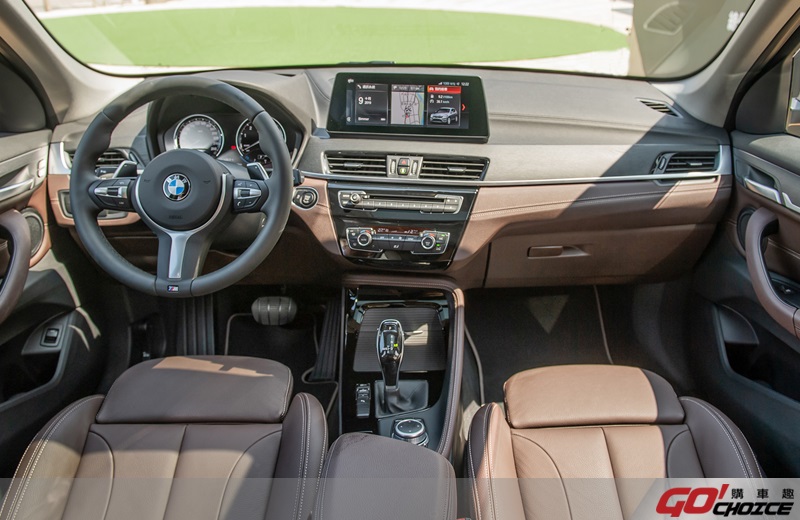 BMW X1-3