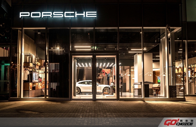 20210122 Porsche Studio 台南 1