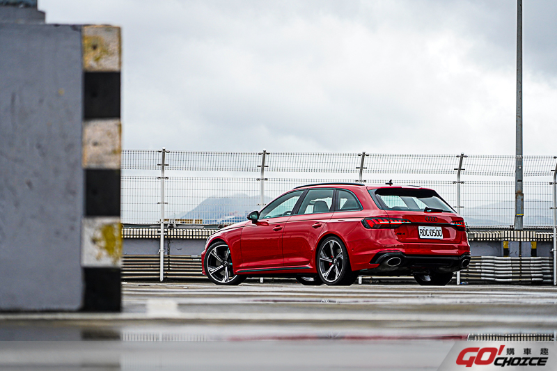 20210313 Audi RS4 Avant