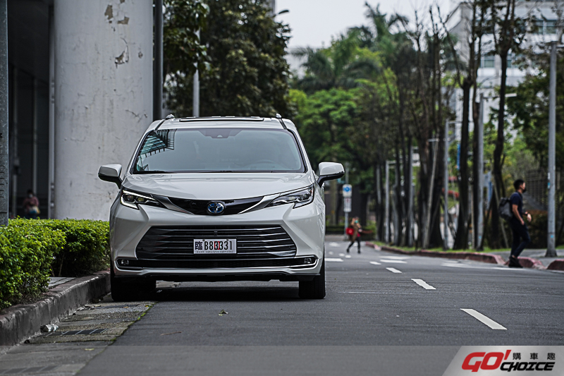 20210324 Toyota Sienna 17