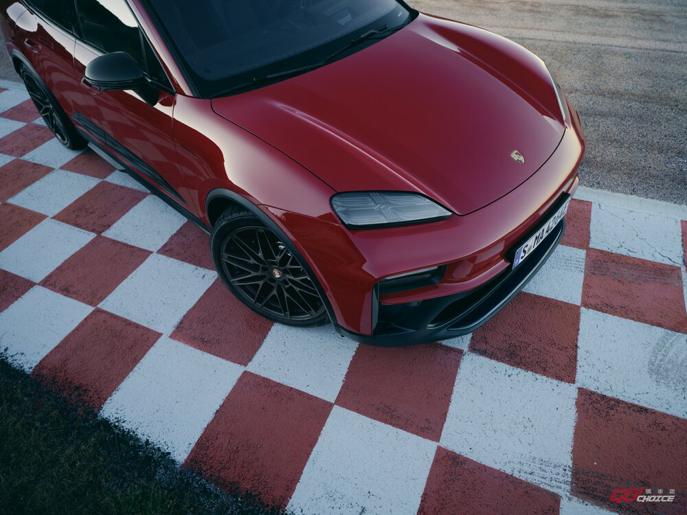 20251021Porsche.jpg
