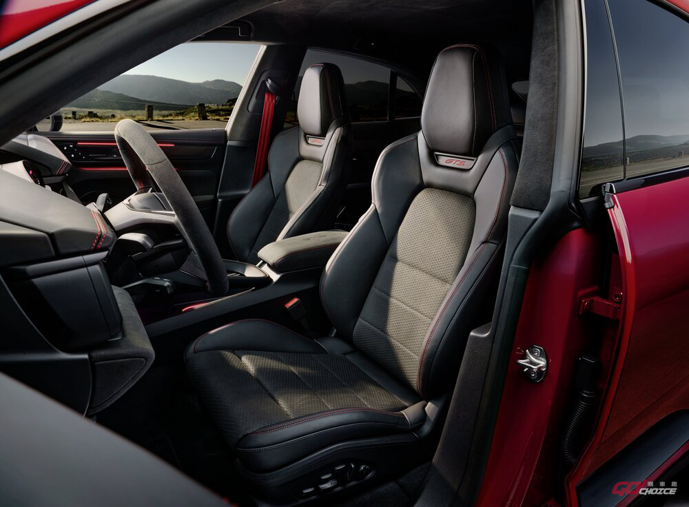 20251021Porsche.jpg