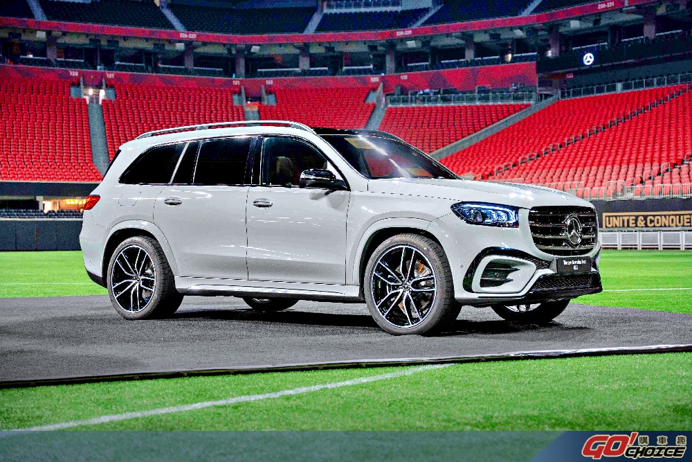 M.Benz-4