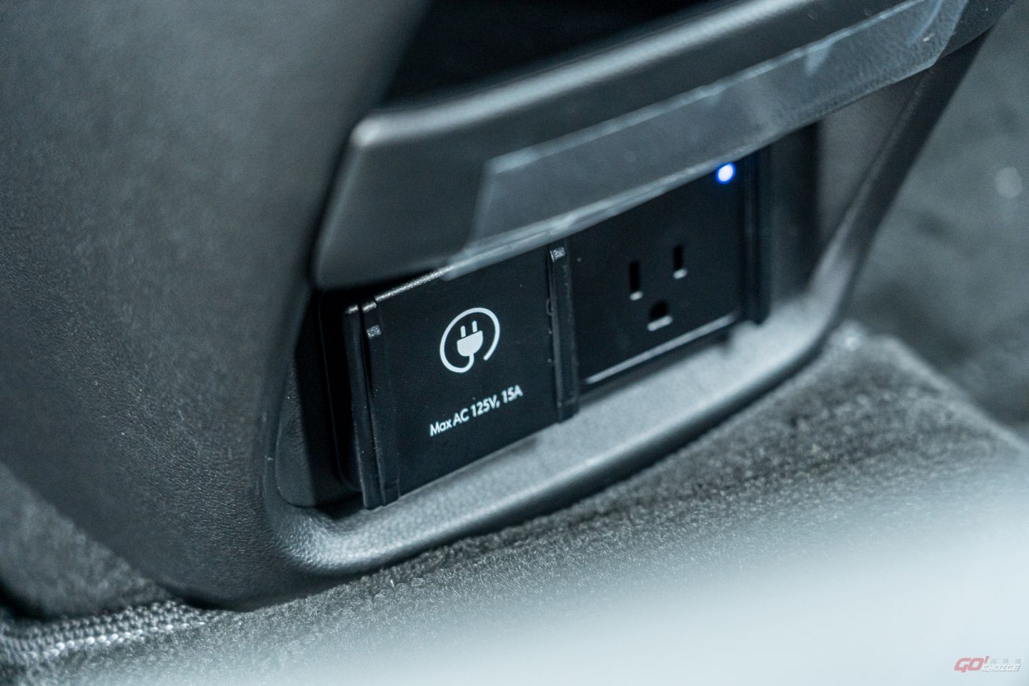 Hyundai%20Inster%20EV450-