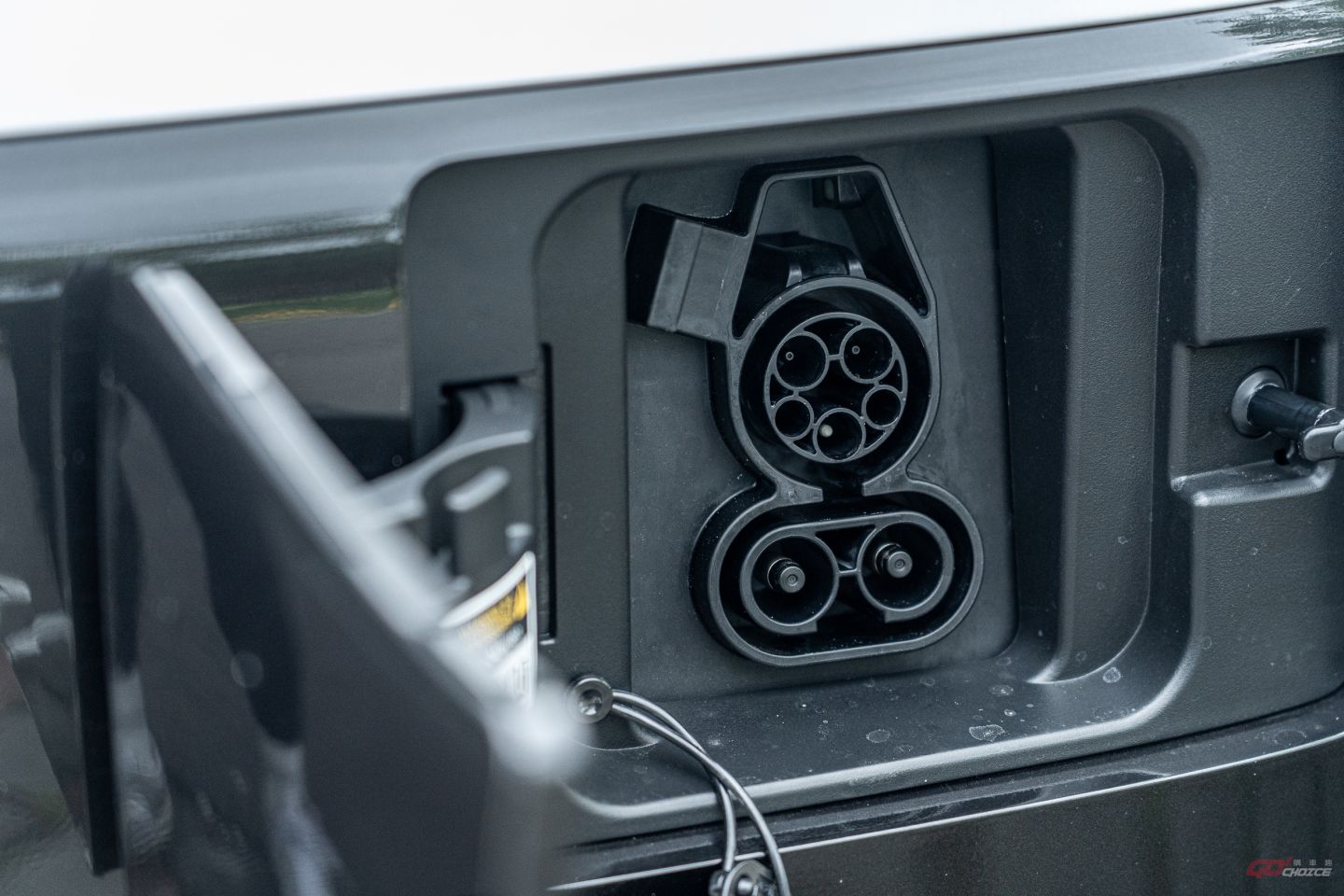 Hyundai%20Inster%20EV450-