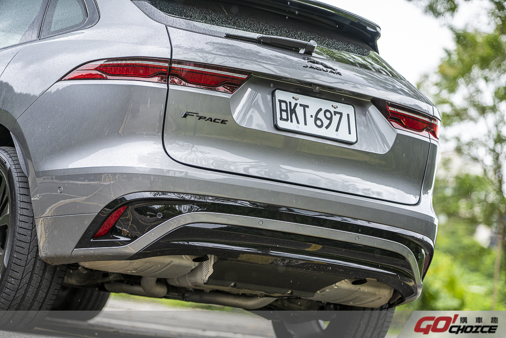 20210808JaguarFPACE4