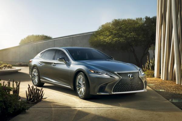 2017 Lexus LS