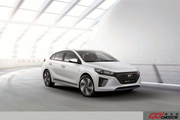 HYUNDAI IONIQ獲「年度最佳油電車款」