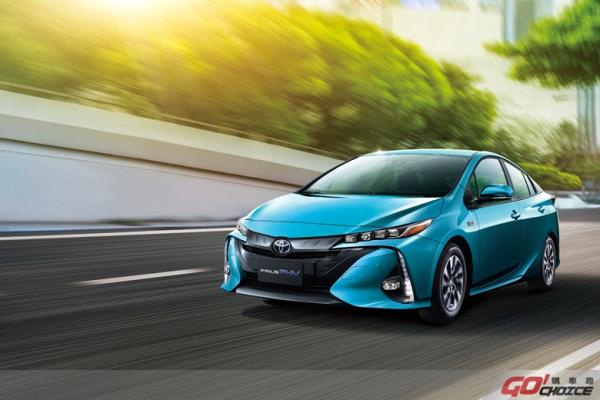 駕馭未來 就是現在 PRIUS PHV 限量優惠震撼登場