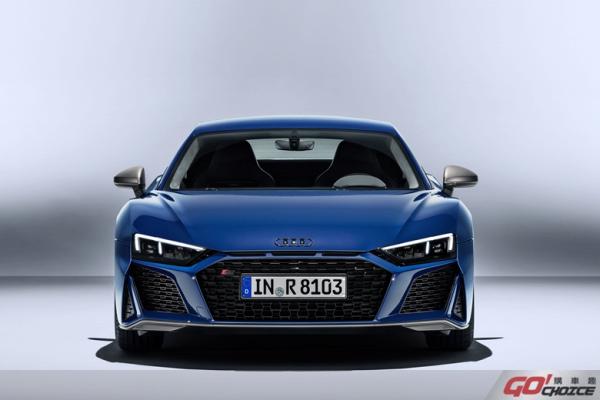 四環小改款高性能超跑旗艦 Audi R8 耀眼登場