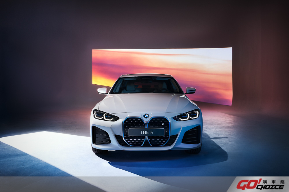 馳騁豪華電能世代 全新 BMW iX 與 BMW i4 台灣線上預購啟動