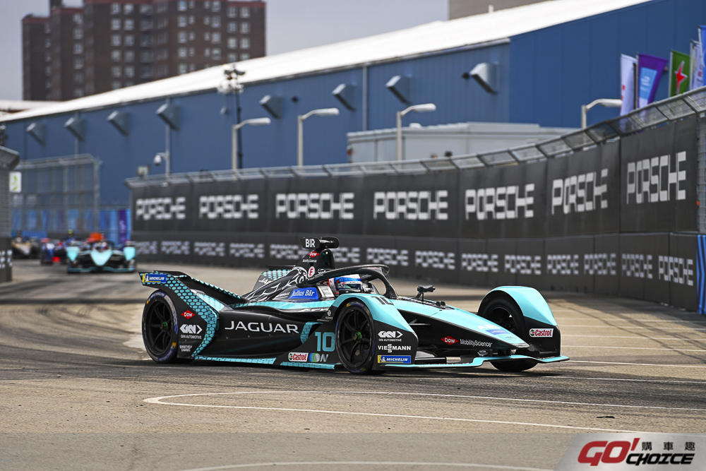 JAGUAR RACING 於紐約奪得第三次 ABB 電動方程式大獎賽單站冠軍