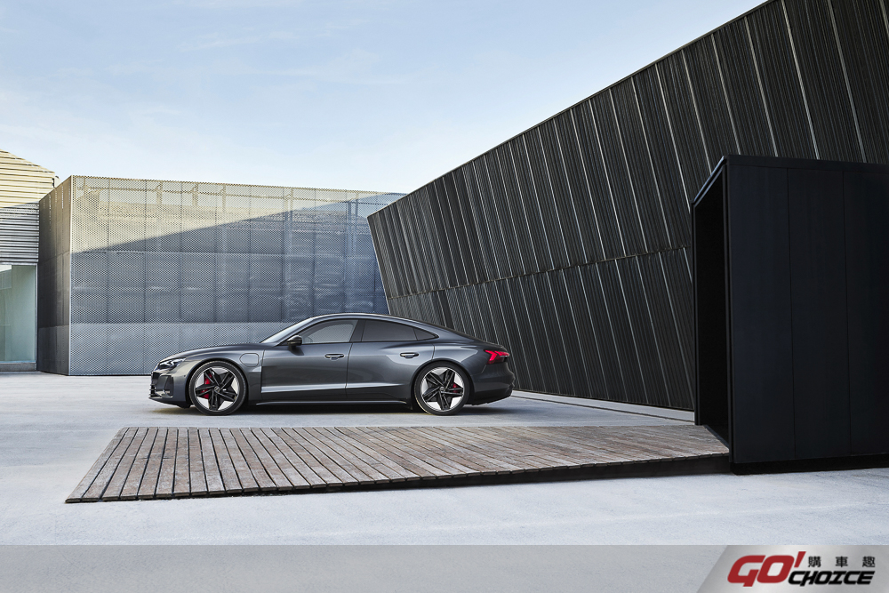 21 年式炫風完售！Audi e-tron GT / A3 Sportback 新年式開放預售