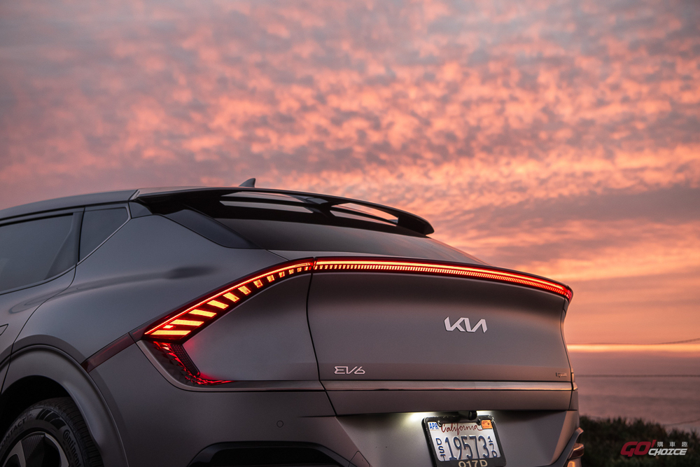 Kia EV6 奪 2023 年北美年度多功能車大獎