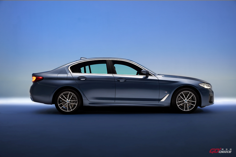 BMW 5 Series 增列鉑金版特仕車型，售價 299 萬起！