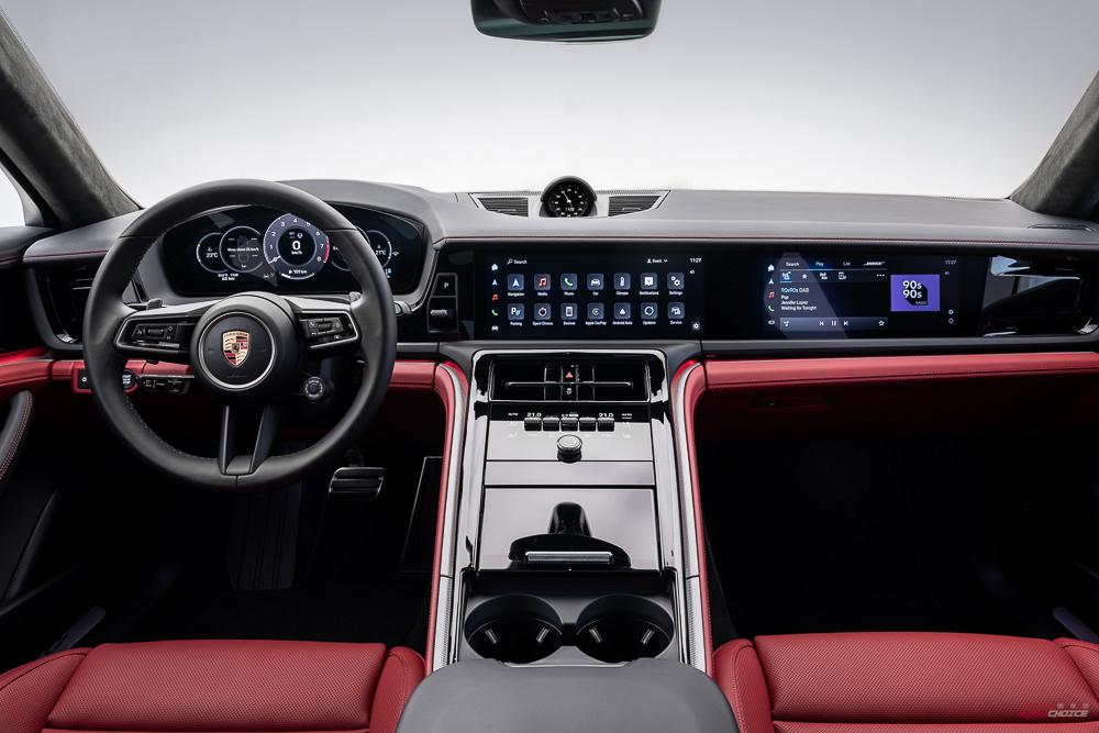 次世代 Porsche Panamera 率先發表車室座艙設計