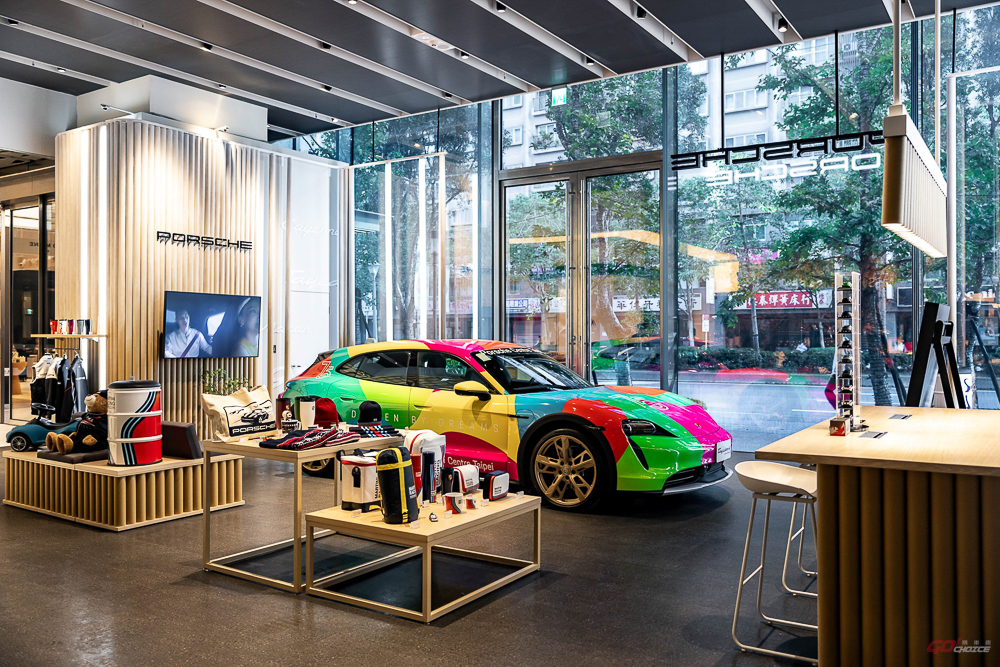 Porsche NOW 全新型態概念店於台北市中心開幕