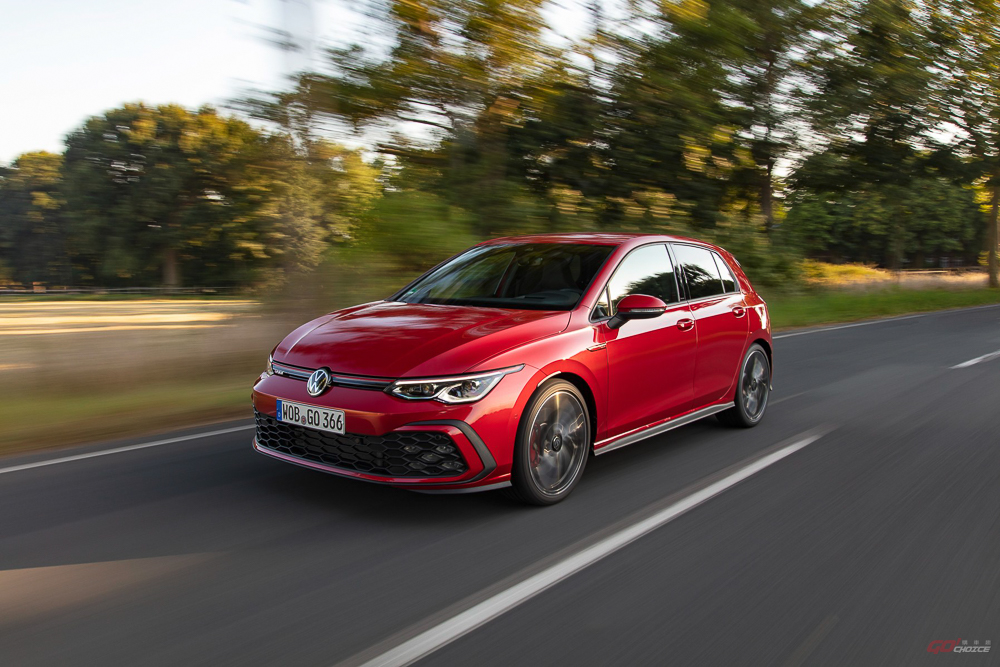 台灣福斯汽車「The Golf 50 週年 – 跨時空海報」活動開跑