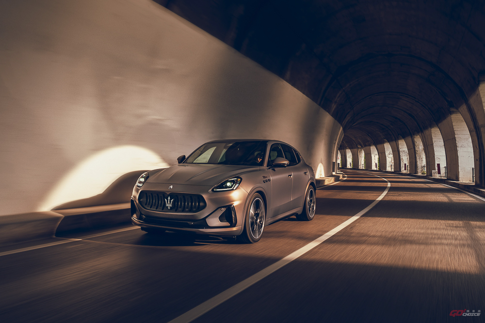 Maserati 純電休旅 Grecale Folgore 限時配備 Sonus Faber 21 支揚聲器頂級音響系統