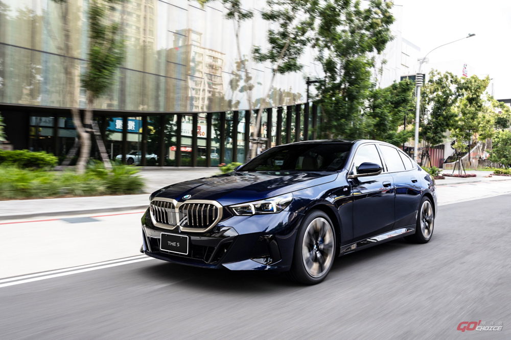 BMW 530i M Sport 339 萬起正式展開預售！