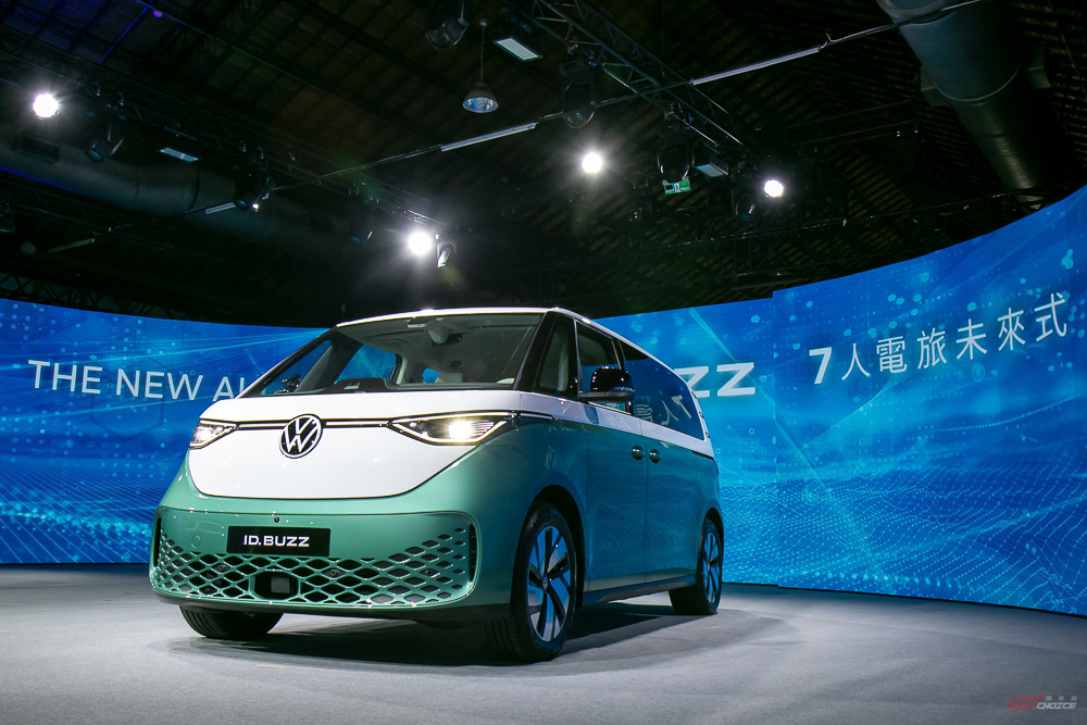 福斯商旅發表 ID. Buzz 七座純電 Bulli MPV，售價 239.8 萬起！