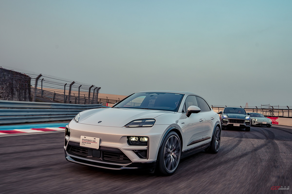台灣保時捷於麗寶國際賽車場舉辦 Porsche EV Day