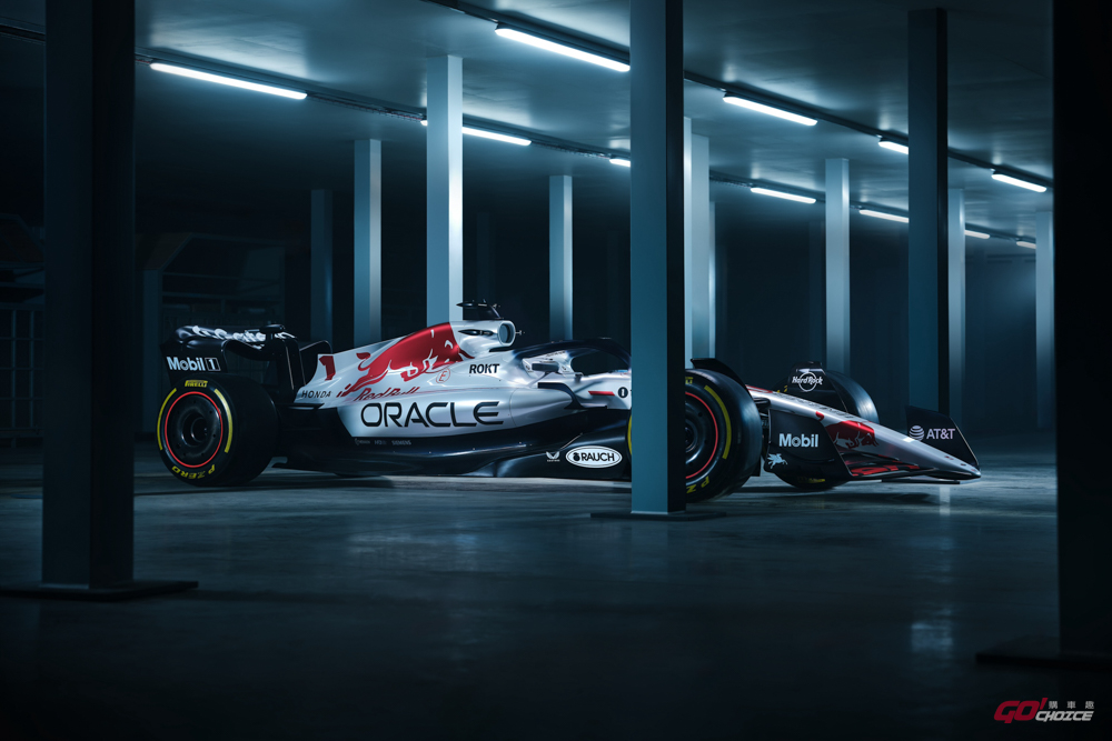 Red Bull 車隊推 RA272 復刻限定塗裝 向 Honda 合作的最終賽季致敬