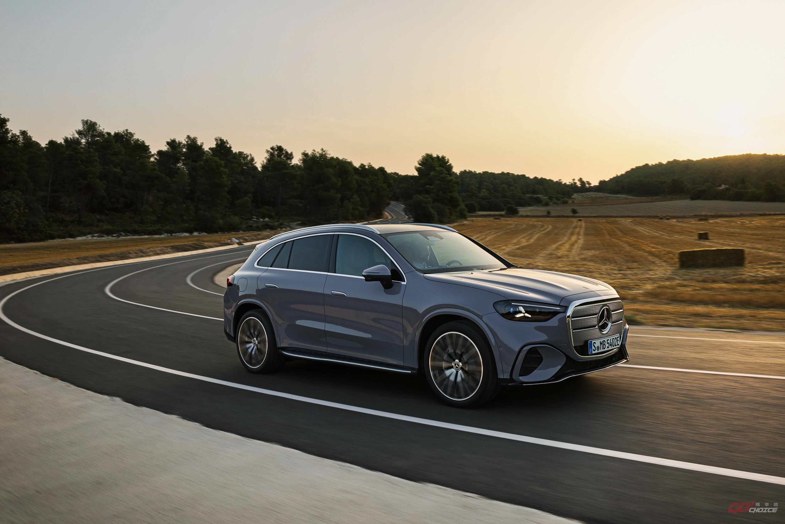 徹底捨棄 EQ 子品牌！Mercedes-Benz electric GLC IAA 車展首亮相！
