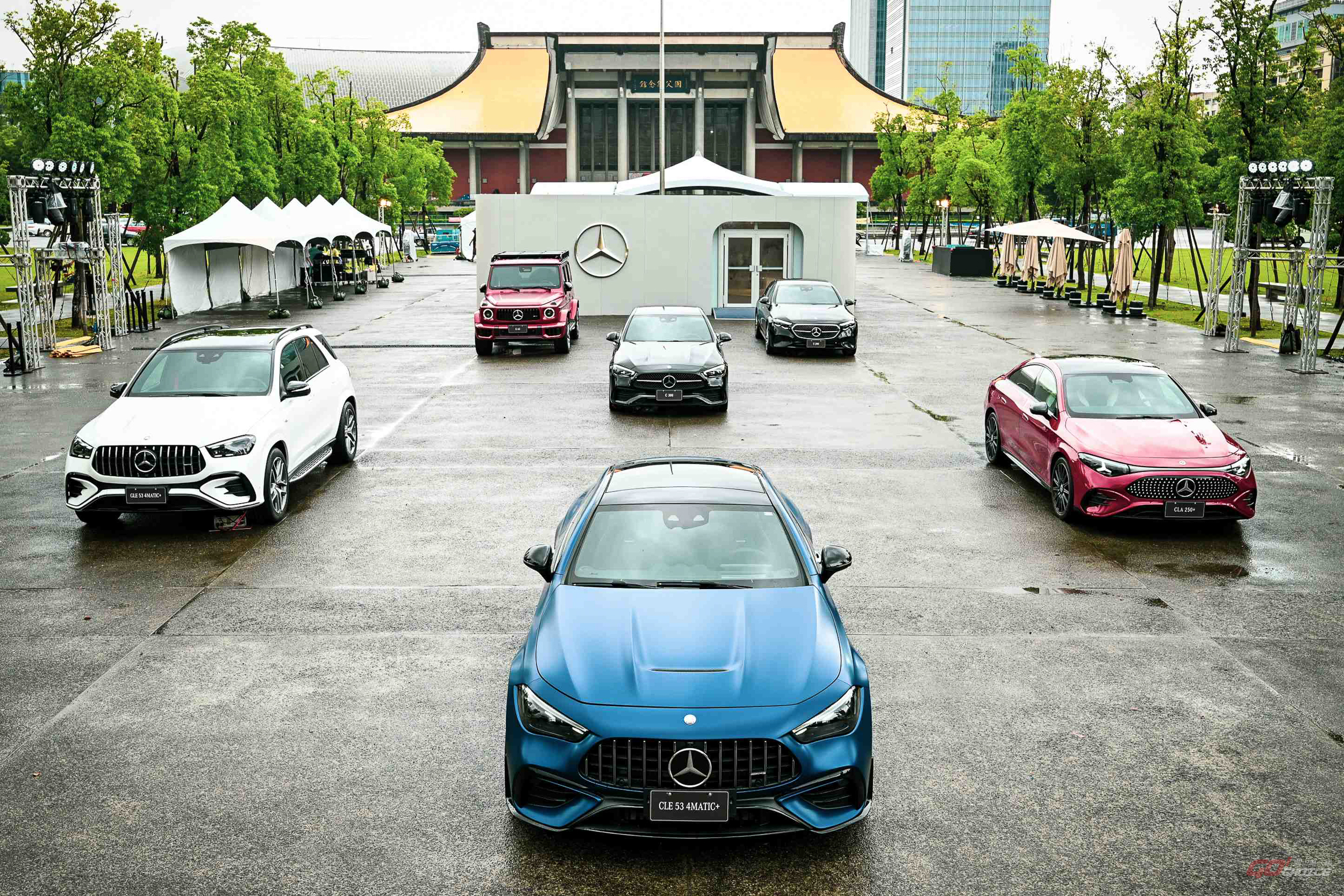 《Mercedes-Benz 慶祝汽車發明 140 週年特展》盛大開展
