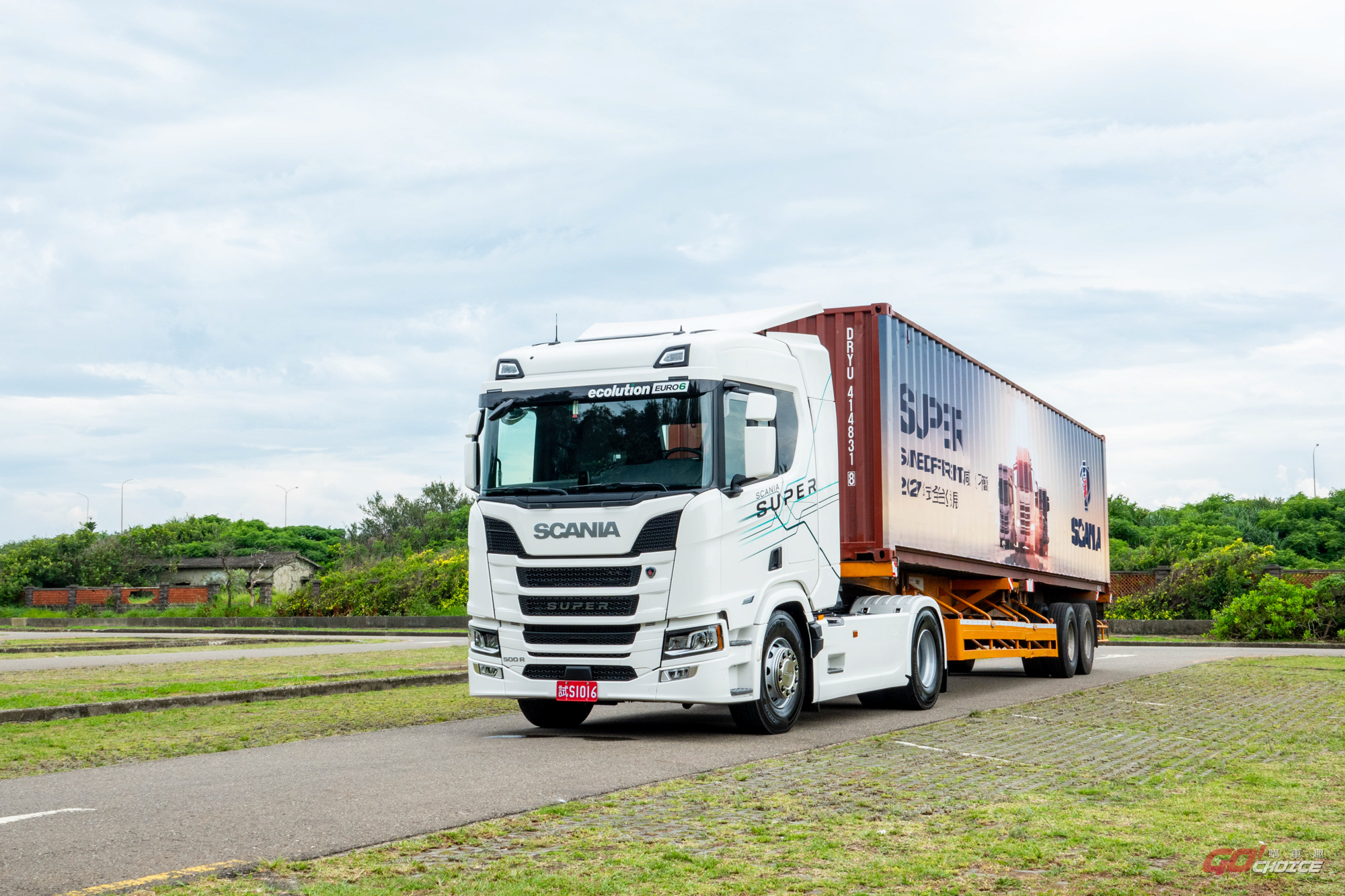 Scania Super 11 公升引擎輕巧上市，XT 工程車硬漢套件同步發表！