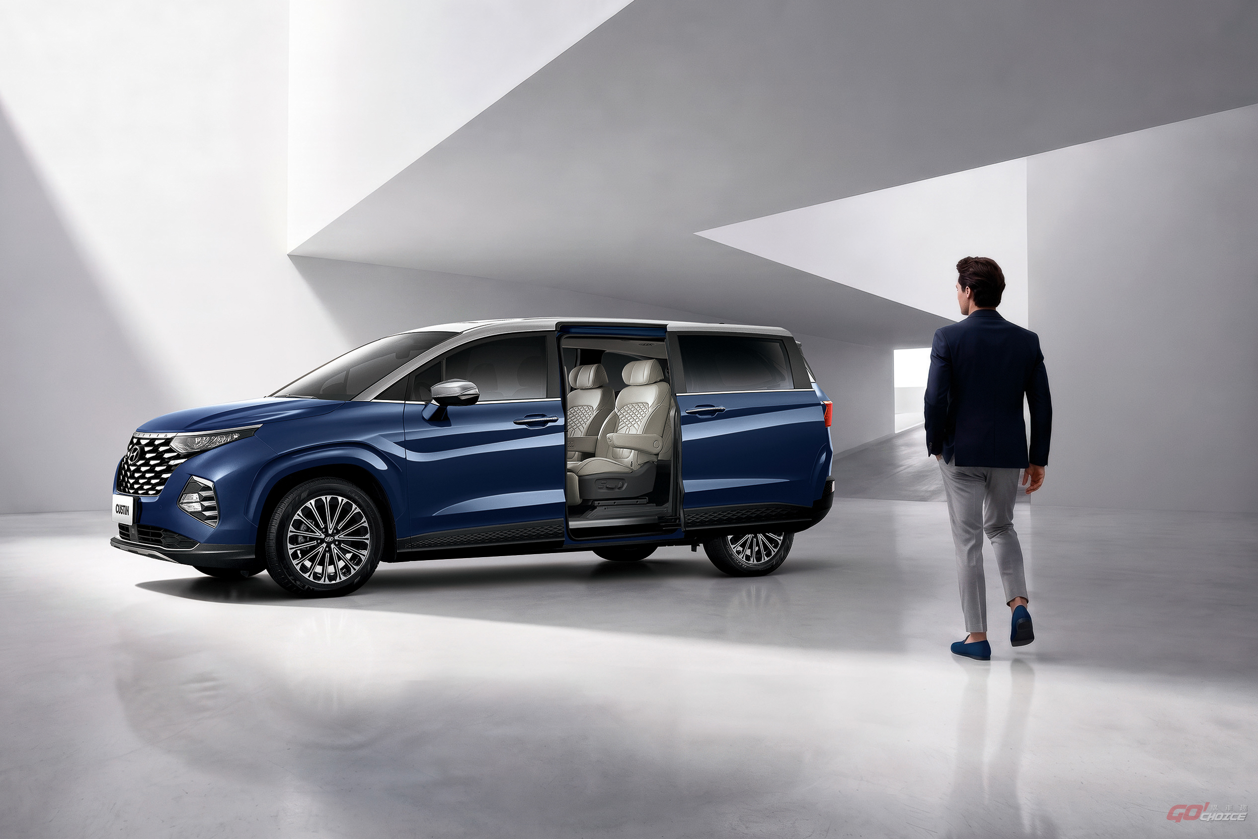 Hyundai Custin Royal 163.9 萬元起發表上市！