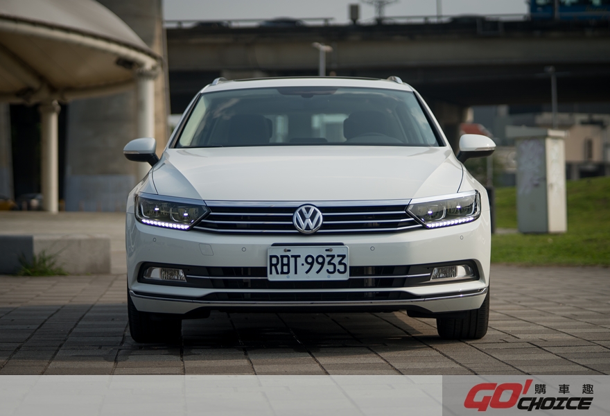 何須入凡塵 VW Passat Variant 400TDI HighLine