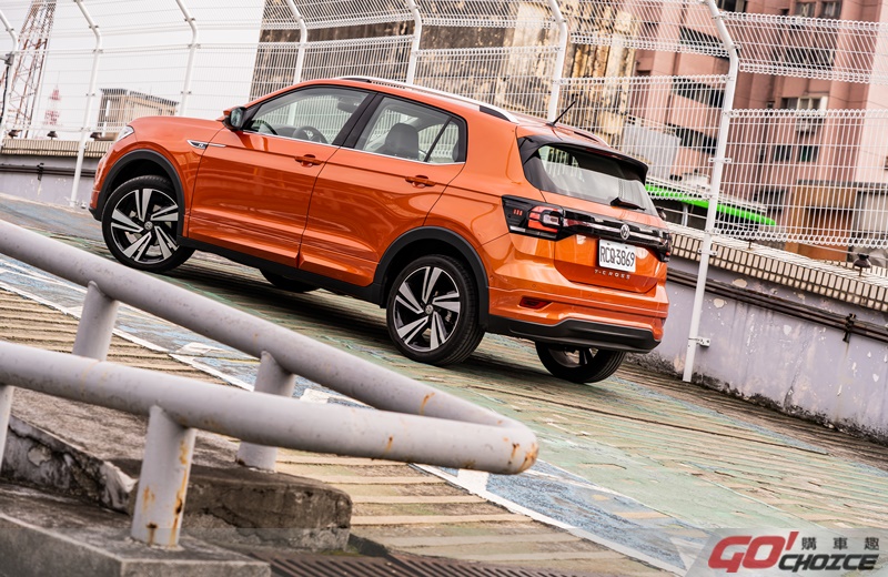 忠於自我的年輕世代！Volkswagen The T-Cross 230 TSI Style R-Line