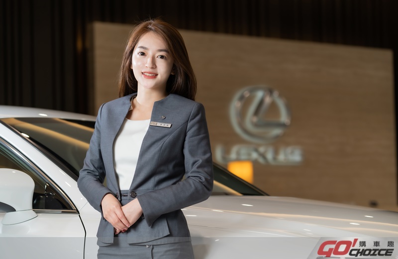 [榮耀之星]LEXUS匠心獨具，擘劃沉穩、內斂的優雅品味！LEXUS松江營業所 銷售課長-李伊聆