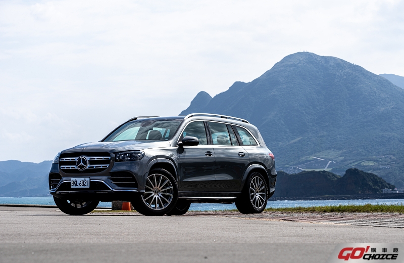 Maybach太超過？Mercedes-Benz GLS 450 4Matic或許是剛剛好的選擇