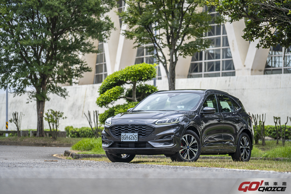 面對激烈的市場競爭 配備調整後的 Ford KUGA 還能保有競爭優勢嗎？