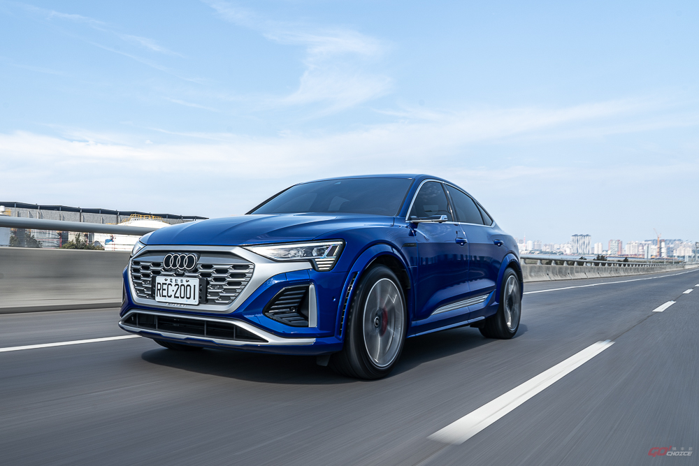 均衡的寧靜加速機器｜Audi SQ8 Sportback e-tron 試駕