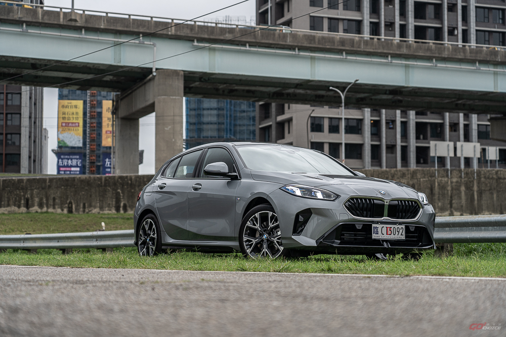 擺脫市場束縛？BMW 120 M Sport 用滿配科技逆流馳騁！