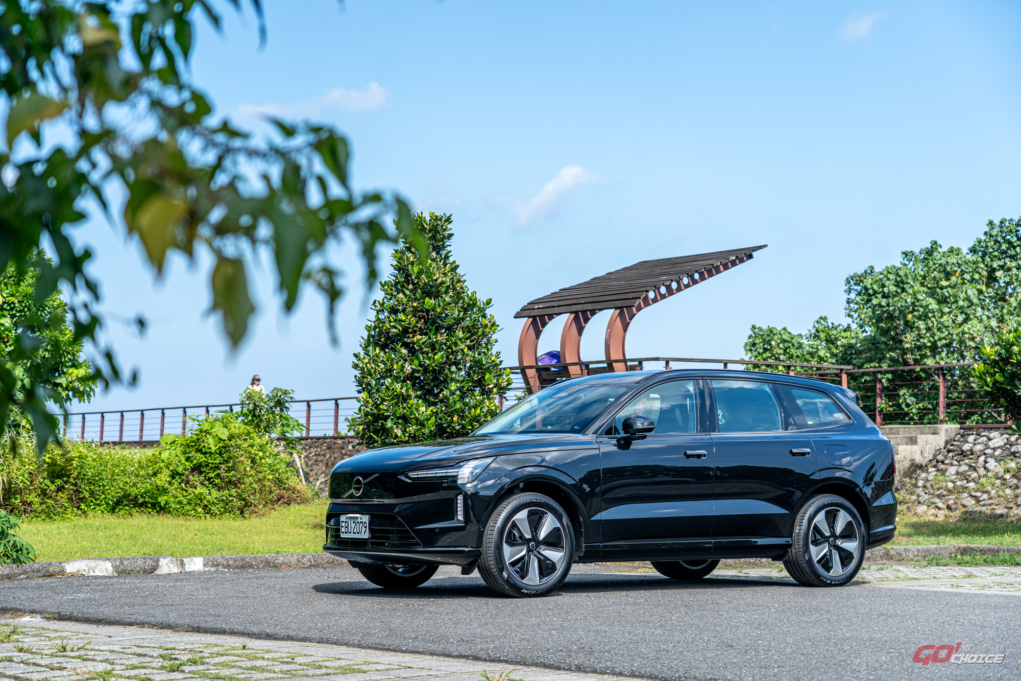 遲來的純電旗艦還能打嗎？｜Volvo EX90 Plus, Single Motor 試駕