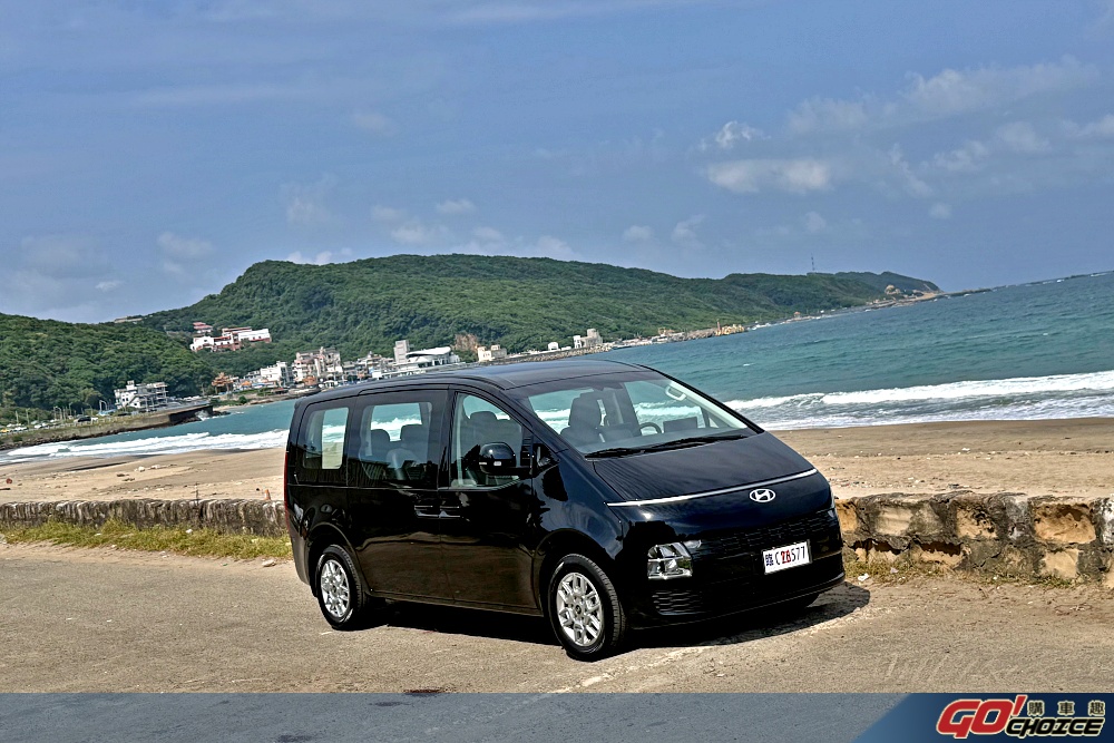星艦越級再進化！Hyundai Staria 1.6T油電雙能MPV試駕